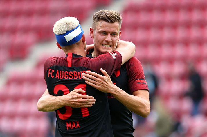 Philipp Max og Alfreð Finnbogason, leikmenn Augsburg.