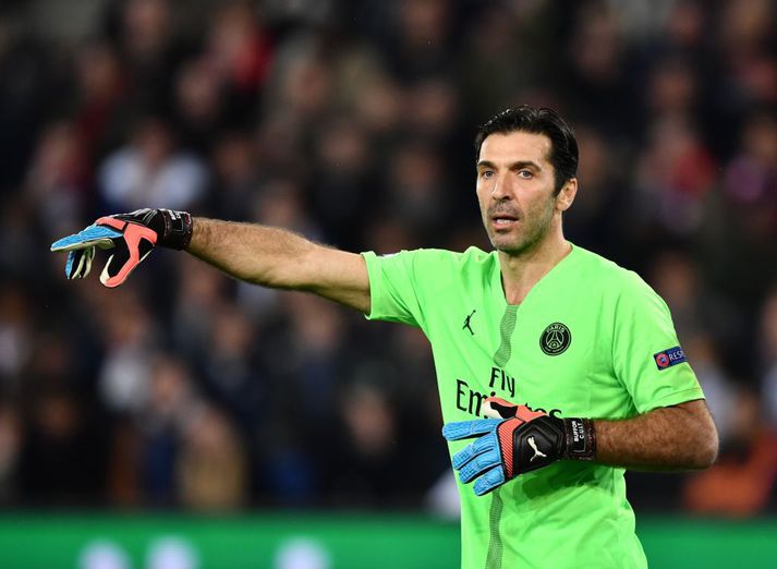 Buffon í leik með PSG á síðustu leiktíð.