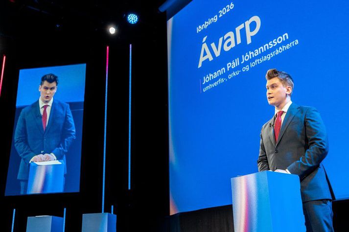 Jóhann Páll Jóhannsson, umhverfis-, orku- og loftslagsráðherra, segir sóun á náttúruauðlindum vegna flutningstakmarkana í raforkukerfinu vera óþolandi.