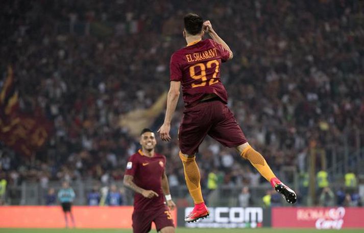 El Shaarawy fagnar eftir að hafa komið Roma í 2-1.