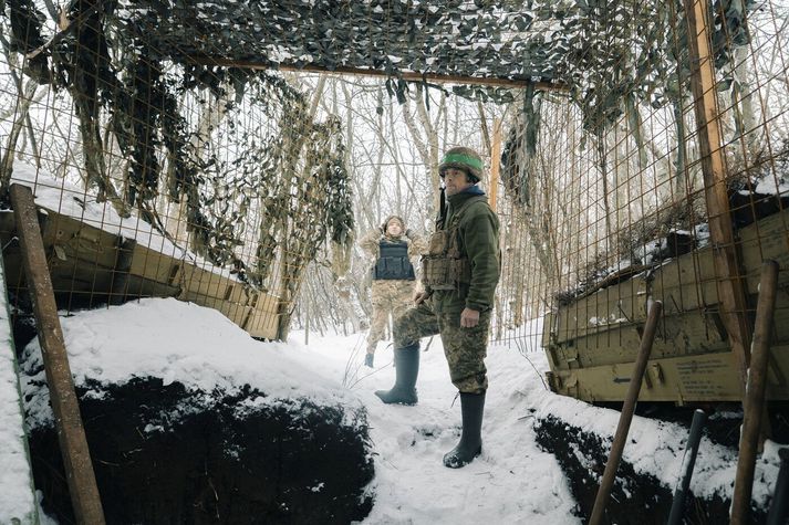 Úkraínskir hermenn nærri víglínunni í Dónetskhéraði.