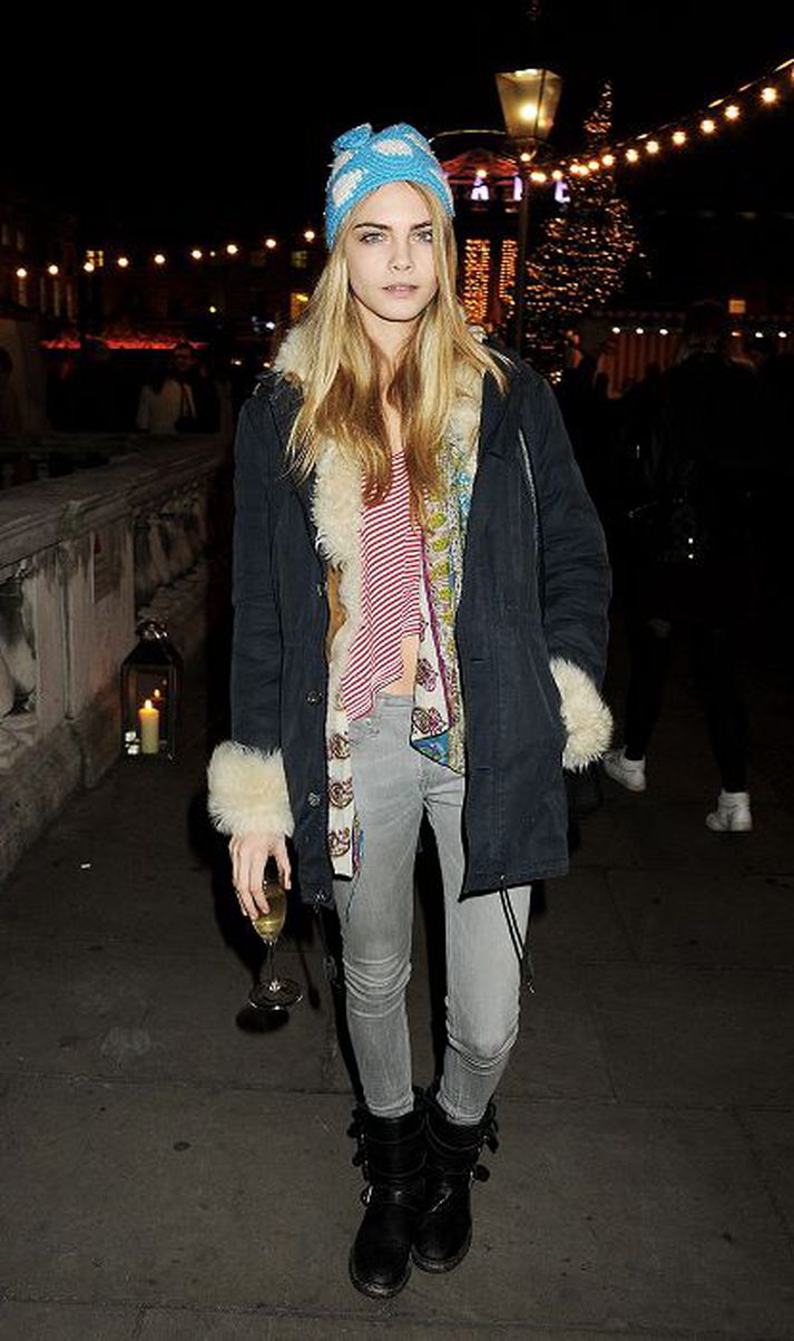 Fyrirsætan Cara Delevingne leikur í stuttmynd fyrir tískuveldið Fendi.