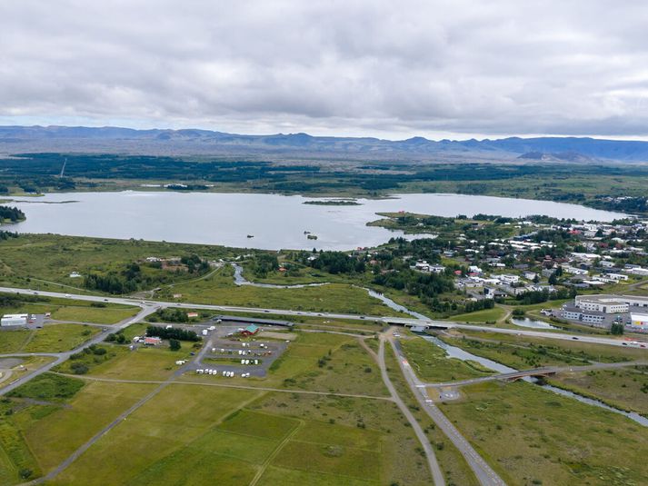 Hér má sjá gatnamótin inn Víðidal.