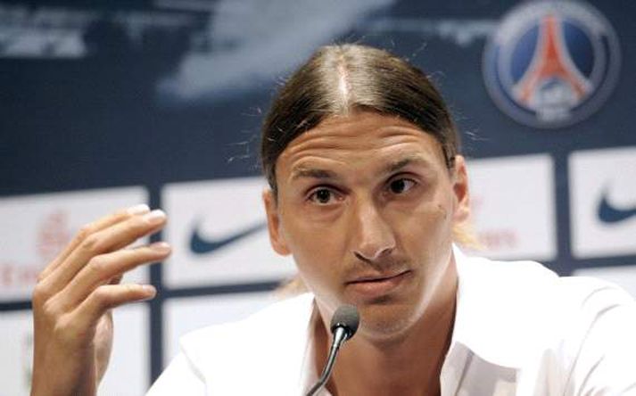 Fótboltalið hafa borgar samtals um 22 milljarða kr. fyrir Zlatan Ibrahimovic.