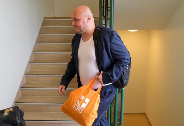 Snorri Sturluson er lögmaður Níelsar.