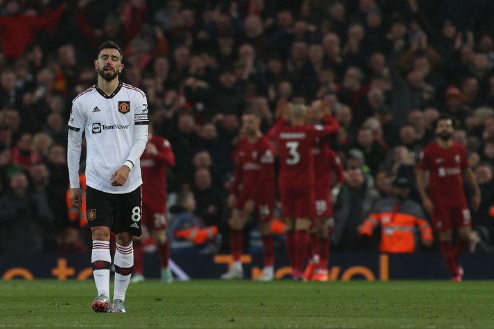 Bruno Fernandes fékk að heyra það eftir 7-0 tap Manchester United á móti Liverpool á Anfield í gær.