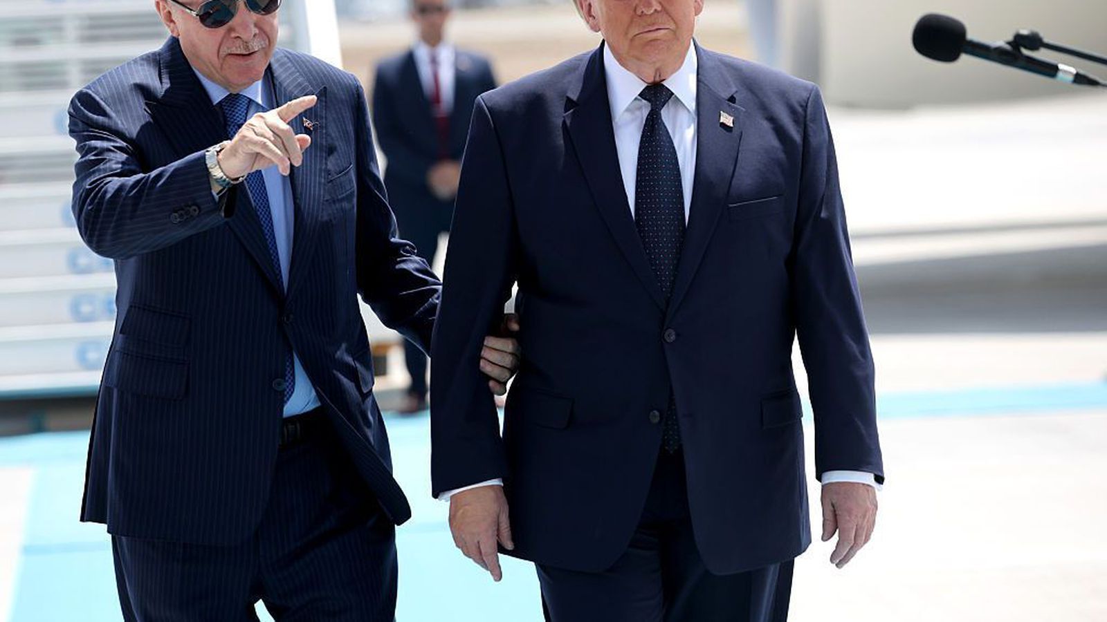 Trump fer ham­förum í Ankara: Búinn að fá nóg af Írönum, sparkar í Nató og vill hætta öllum við­skiptum við Spán