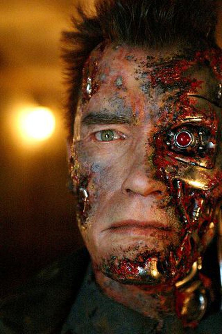 Upprunalegi Terminator Arnold lætur sjá sig á tökustað Terminator 4.