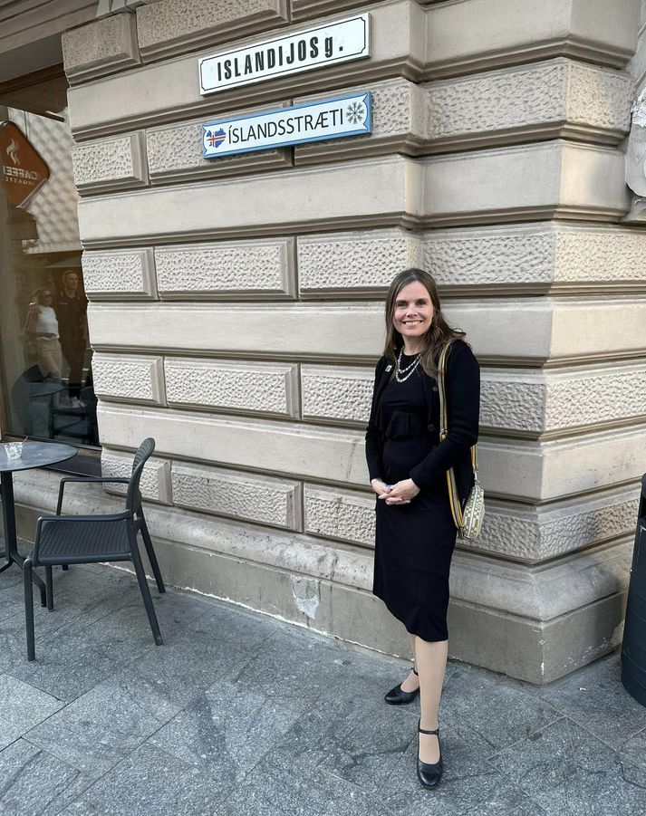 Katrín náði að skreppa í miðbæinn og sjá Íslandsstræti. Gatan fékk nafnið í þakklætisskyni eftir að Ísland viðurkenndi sjálfstæði Litáen fyrst allra þjóða árið 1991.