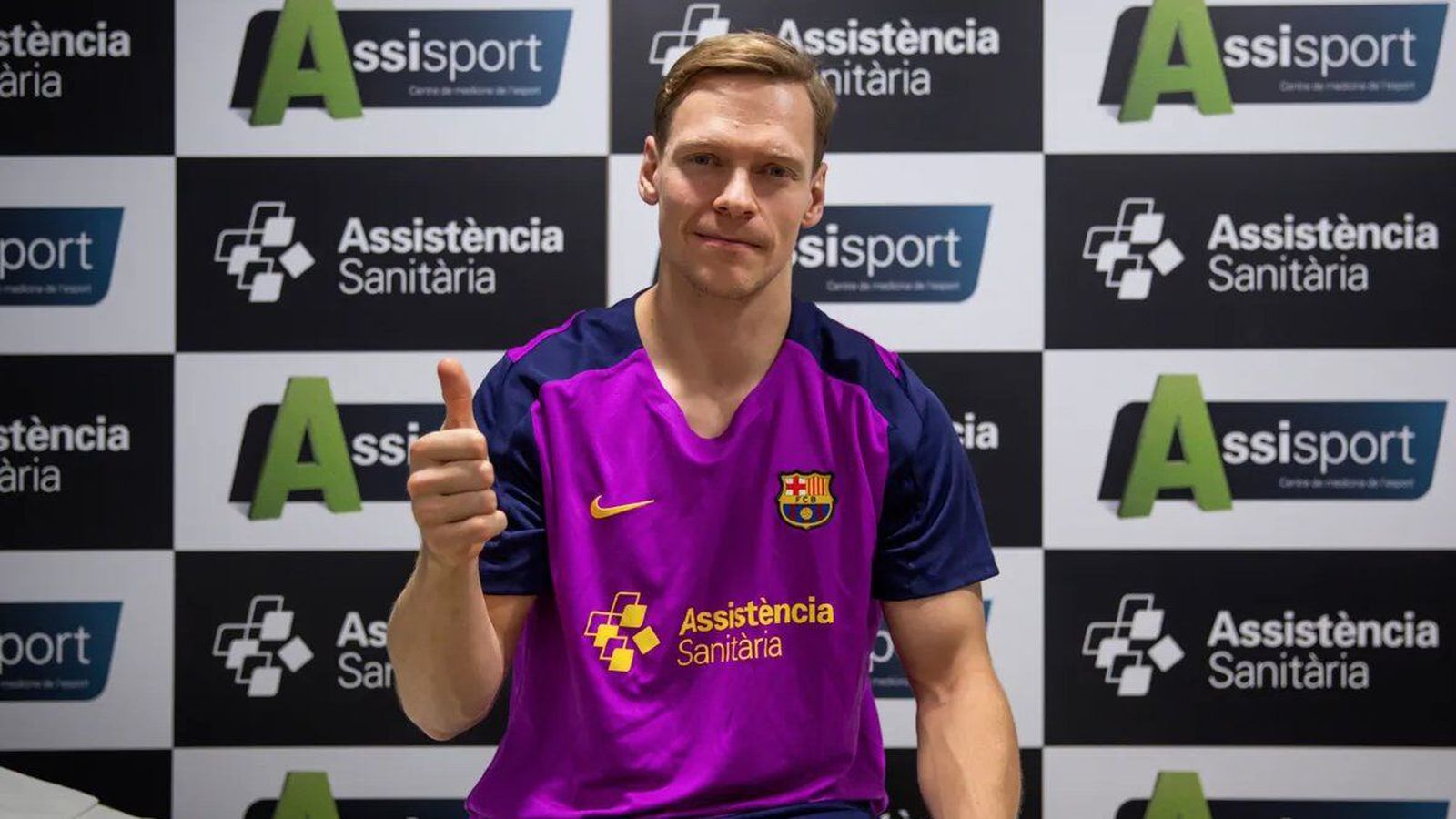 Vill ekki koma heim með „kúkinn á bakinu“ eftir dvöl hjá Barcelona