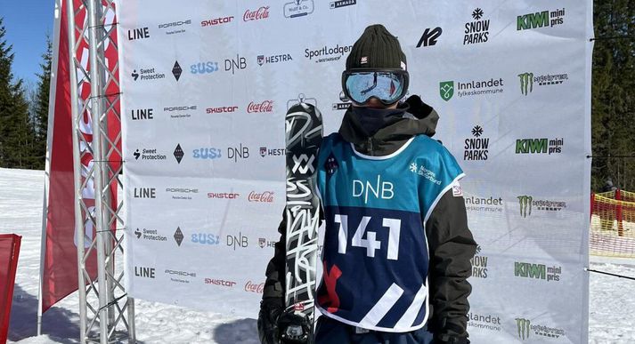 Jónar Sebastían Giljan Grímssson skrifar nýjan kafla í skíðaíþróttasögu Íslands í dag.
