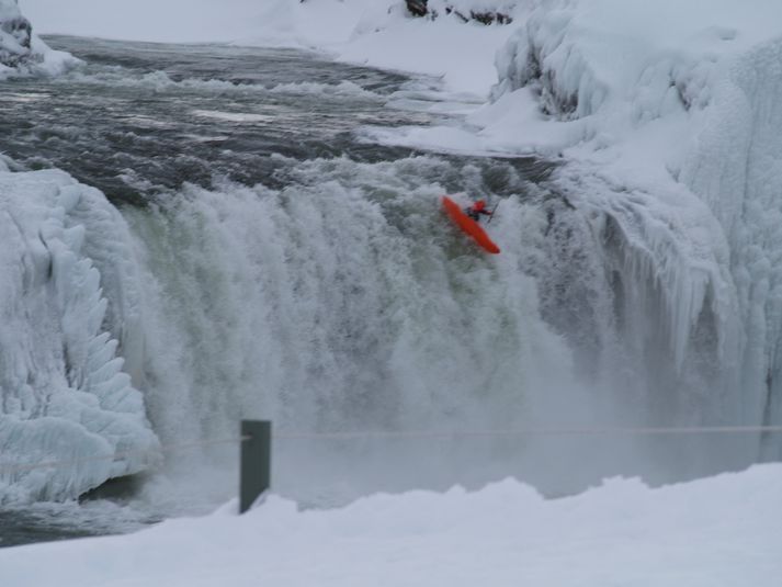 Matze hefur áður farið niður Goðafoss.