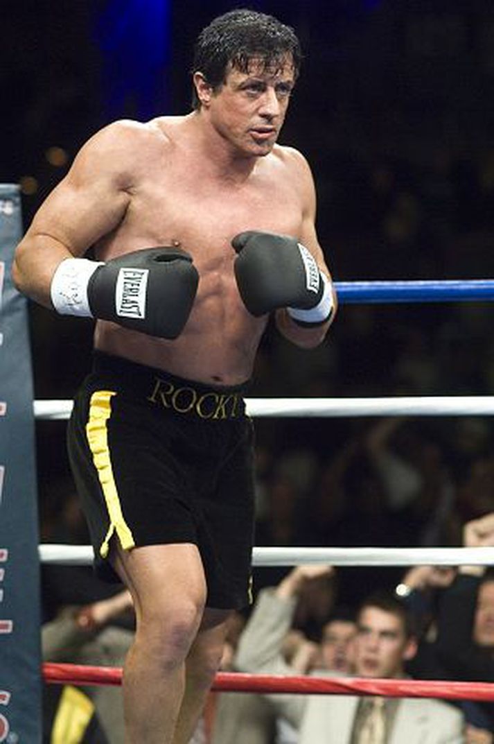 Rocky Balboa Kætir krítikera jafnt sem almenning.