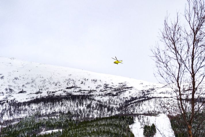 Þrír létust í snjóflóði í Lyngen, á sama stað, fyrir ári síðan. Myndin er úr safni.