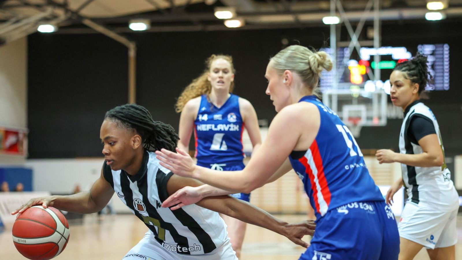 Kefla­vík - KR | Eiga harma að hefna eftir Teneleikinn