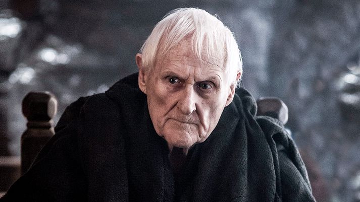 Peter Vaughan í hlutverki Maester Aemon.