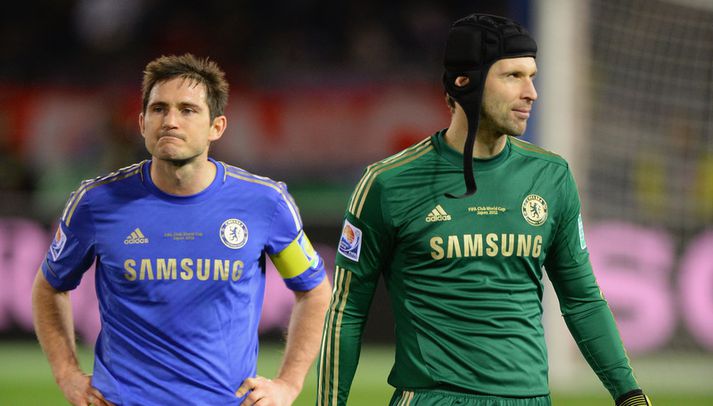 Cech ásamt liðsfélaga sínum Frank Lampard
