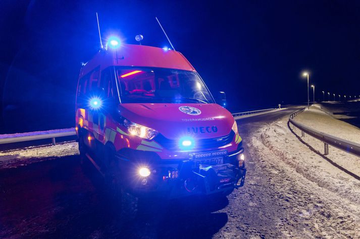 Björgunarsveitirnar sinntu ýmsum verkefnum í óveðrinu í gærkvöldi.