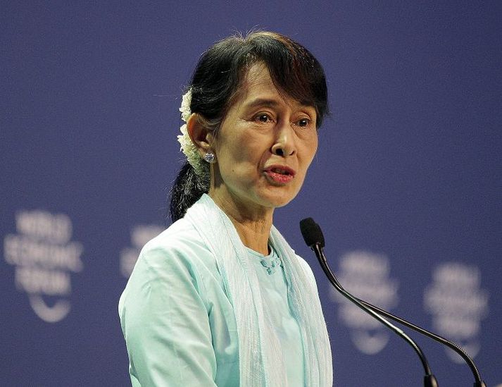 Aung San Suu Kyi Heldur til Evrópu síðar í mánuðinum, þar sem hún tekur meðal annars loks við Nóbelsverðlaunum sem henni voru veitt árið 1991.nordicphotos/AFP