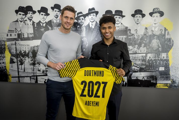 Karim Adeyemi mun leika með Borussia Dortmund til ársins 2027 hið minnsta.