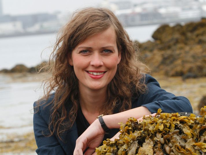 Kolbrún Vaka útskrifaðist frá Goldsmiths með gráðu í ljósmyndun og borgarmenningu.