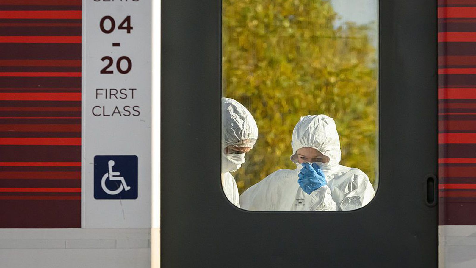 Annar hinna hand­teknu látinn laus: „Drepið mig, drepið mig, drepið mig“