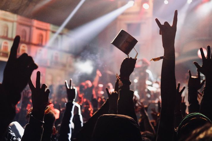Ticketmaster hefur oft verið umdeilt og átti meðal annars í útistöðum við rokksveitina Pearl Jam á tímabili.
