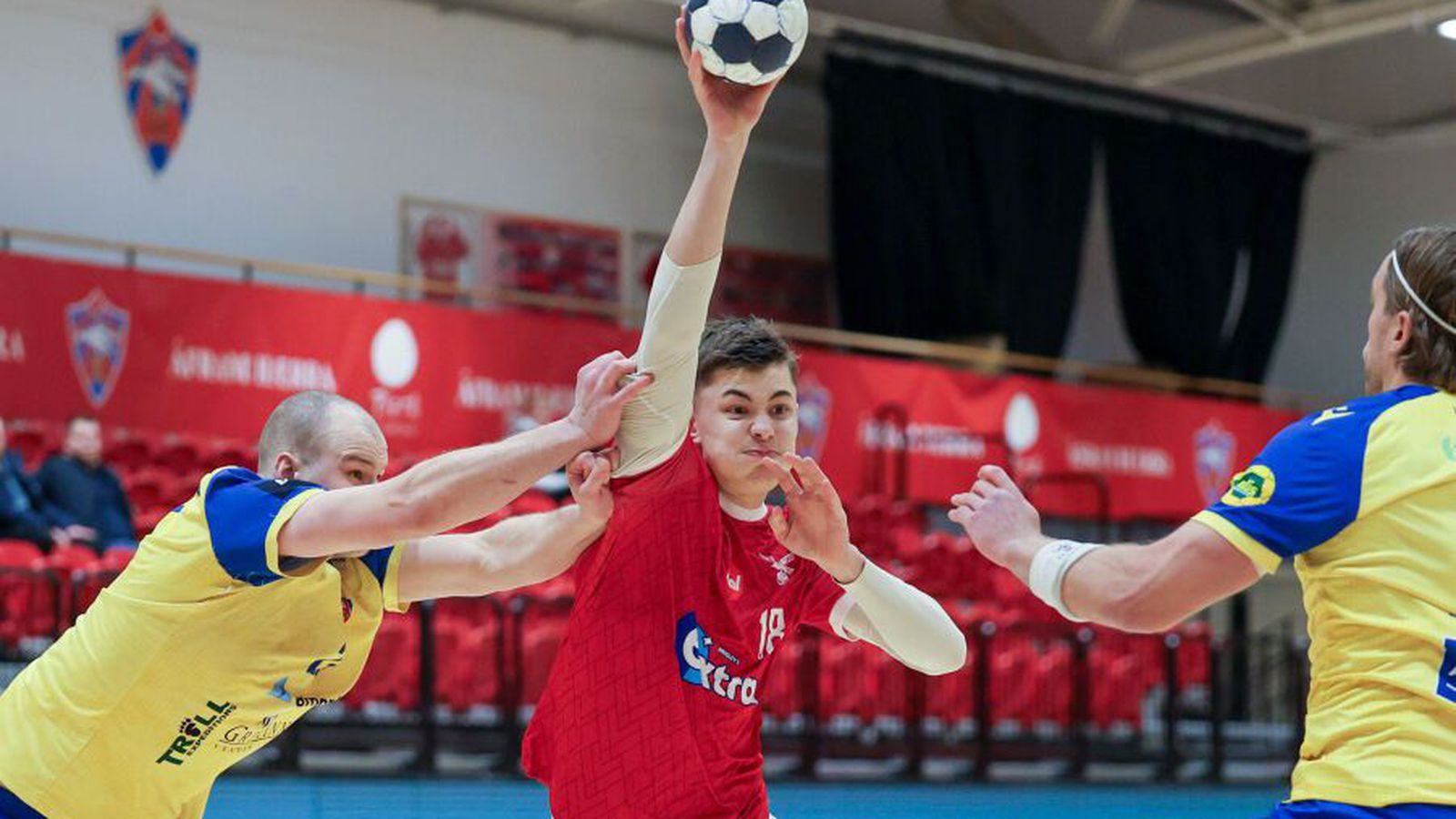 KA - Valur | Þurfa að svara fyrir stórt tap