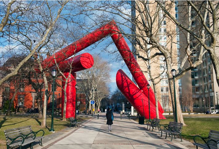 Námskeiðið er kennt við hásólann í Pennsylvania-fylki í Bandaríkjunum, University of Pennsylvania.