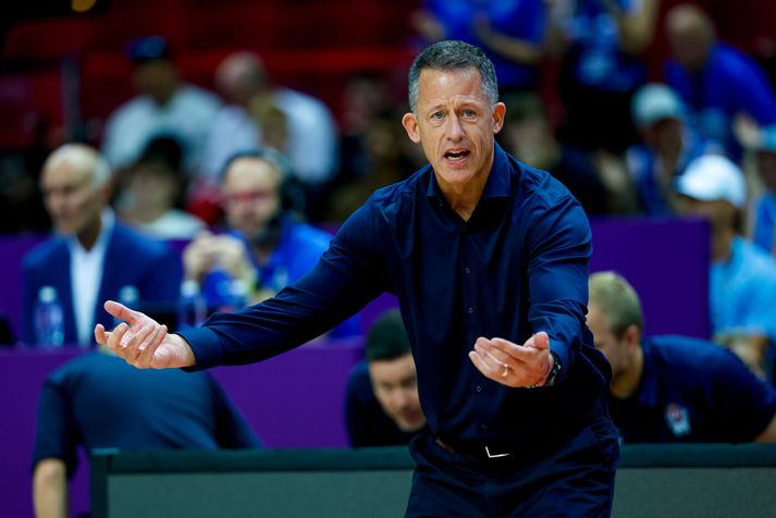 Craig Pedersen stýrir hér íslenska landsliðinu á Evrópumótinu.