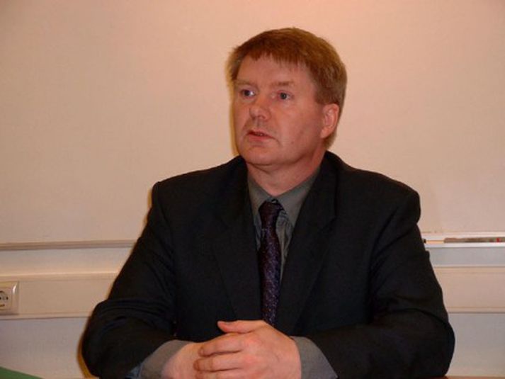 Tryggvi Gunnarsson, umboðsmaður alþingis, skrifaði álitið.
