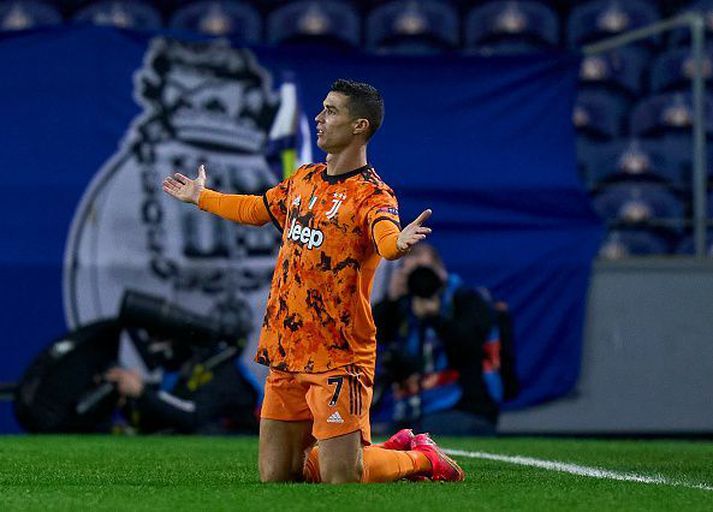 Ronaldo ekki sáttur í kvöld. Hann komst ekki á blað, aldrei slíku vant í Meistaradeildinni.