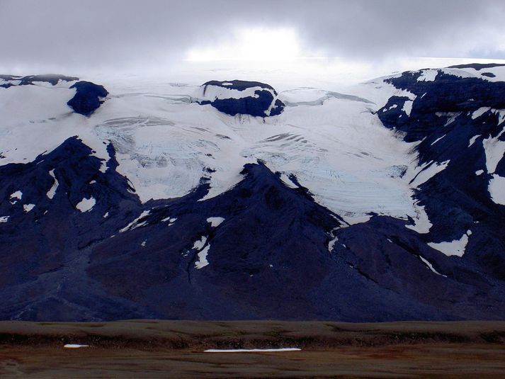 Flekahereyfingar í grennd við Þórisjökul valda skjálftunum að því er talið er.