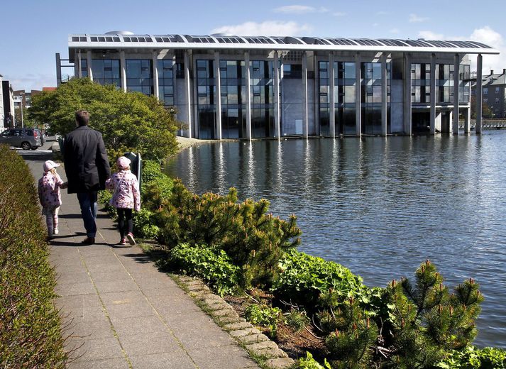 Meðal tillagna stýrihóps kjörinna fulltrúa er að umbreyta akstursæðum í akfær, áhugaverð og gönguvæn miðborgarrými.