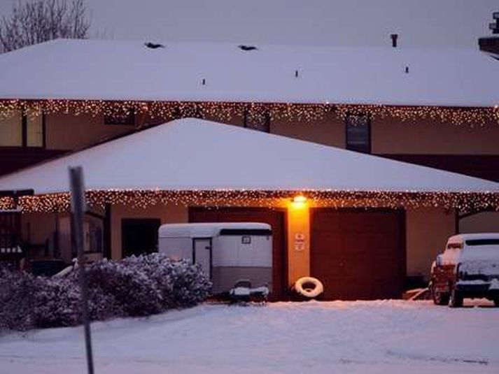 Fyrri árásin var gerð í kristniboðsskólanum.