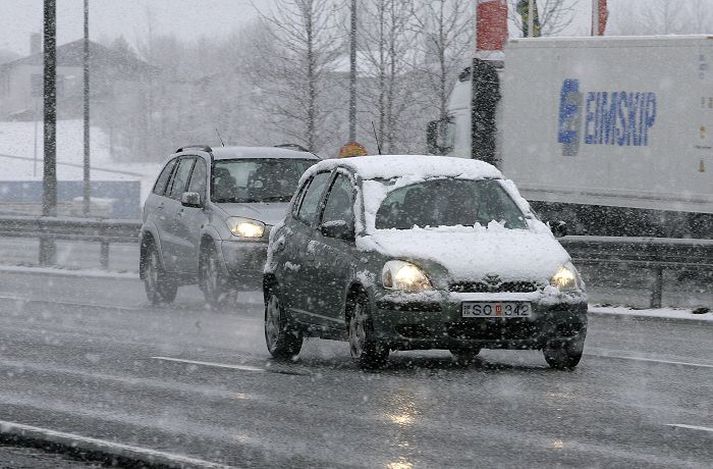 Dregið hefur úr notkun nagladekkja síðustu ár þótt hlutfallið í vetur sé svipað og í fyrra.