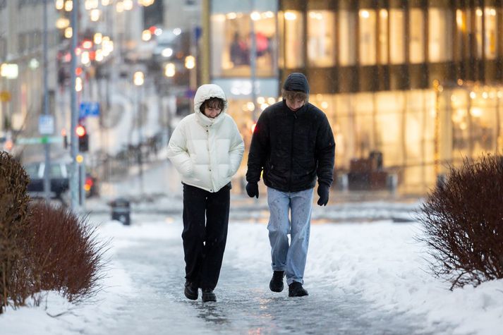 Frost á landinu verður á bilinu núll til sjö stigum.