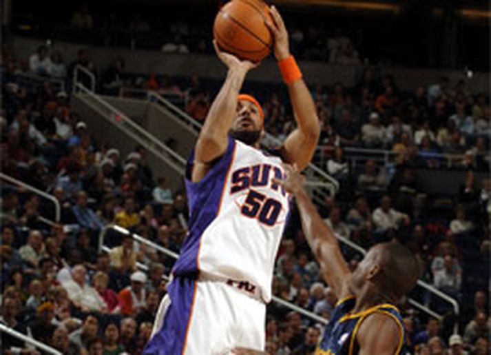 Eddie House var mikil vítamínssprauta af varamannabekknum hjá Phoenix í nótt