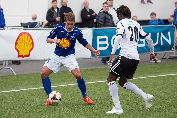 Pablo Punyed og Kassim Doumbia eigast við í fyrri leik liðanna í Garðabænum.