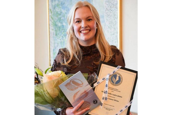Þórdís Dröfn Andrésdóttir hlaut Bókmenntaverðlaun Tómasar Guðmundssonar í ár fyrir ljóðahandritið Síðasta sumar lífsins.