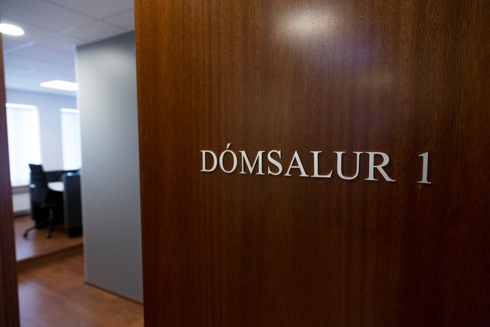 Dómur var kveðinn upp í Landsrétti í dag. Karlmaðurinn sagðist ekki telja sig þurfa að spyrja bólfélaga sína um það hvort þeir vildu stunda harkalegt kynlíf.