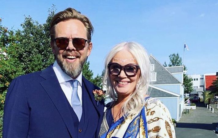 Elías Guðmundsson og Sólveig Eiríksdóttir á brúðkaupsdaginn árið 2019.