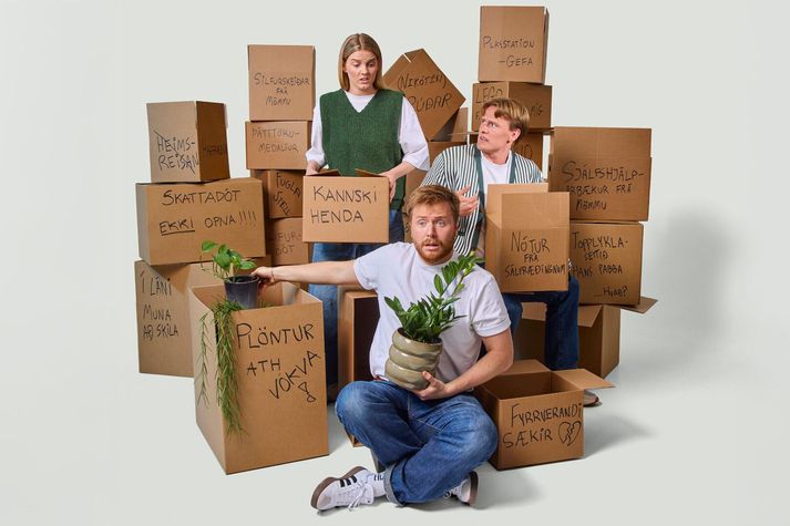 Vigdís Hafliðadóttir, Arnór Björnsson og Óli Gunnar Gunnarsson leika í grínverkinu Ekki hugmynd.