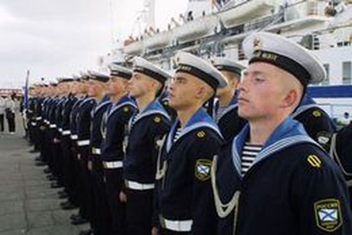 Rússneskir sjóliðar í höfn. MYND/Getty