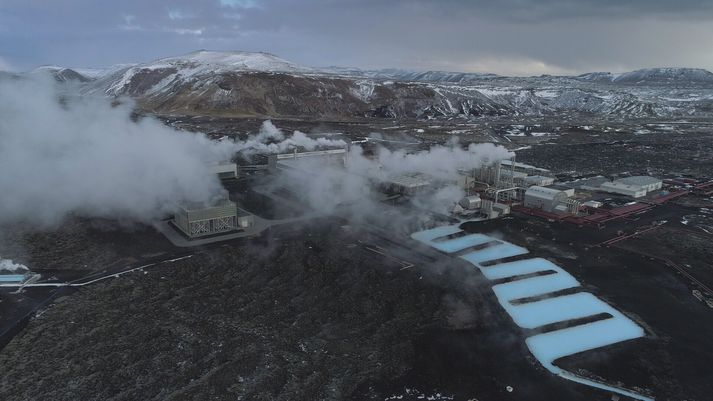 Frá virkjun HS Orku í Svartsengi þar sem heita vatnið sem HS Veitur dreifa til sveitarfélaga á Suðurnesjum er hitað upp.