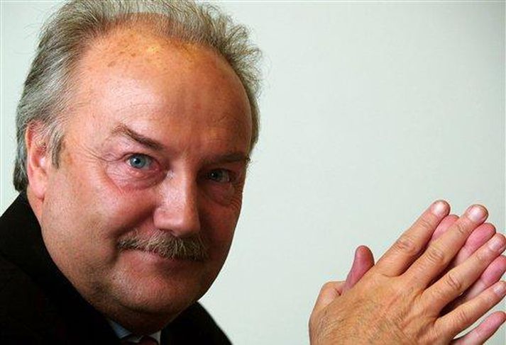 Ef Galloway verður fundinn sekur um að hafa logið að þingnefndinni gæti hann átt yfir höfði sér allt að fimm ára fangelsi.
