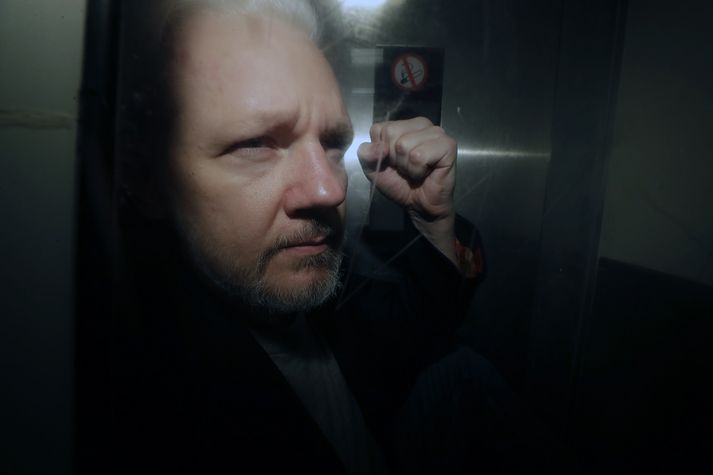 Julian Assange, stofnandi Wikileaks, var handtekinn í sendiráði Ekvador í London í síðasta mánuði.
