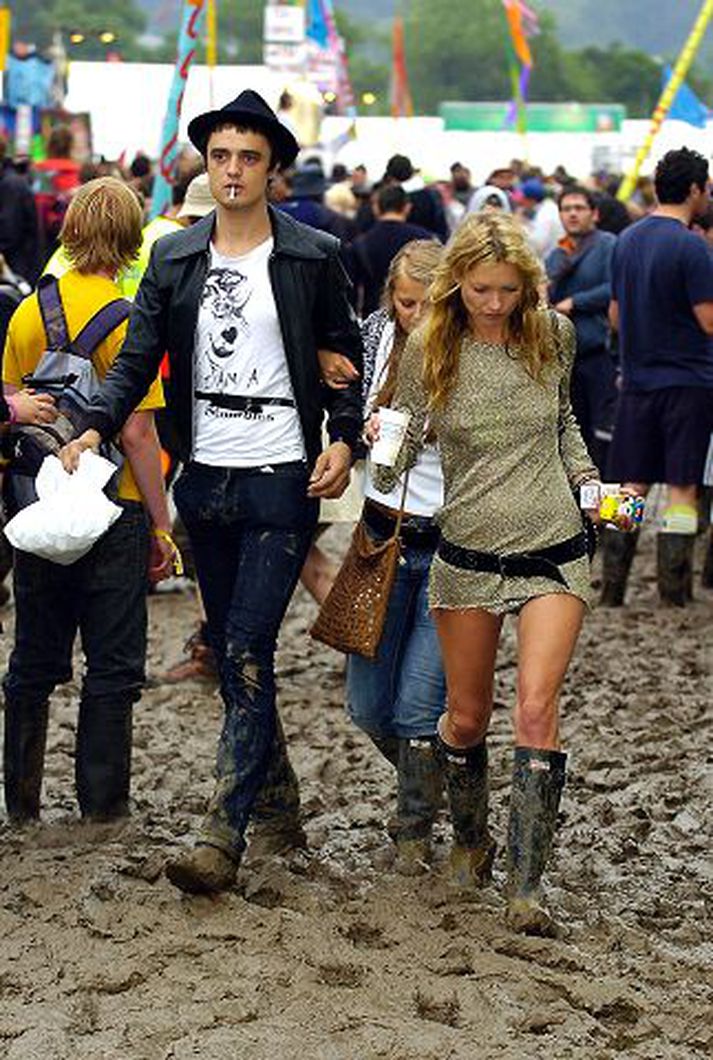 Kate Moss þráir að eignast barn með Pete Doherty og telur að hann yrði skemmtilegur pabbi.