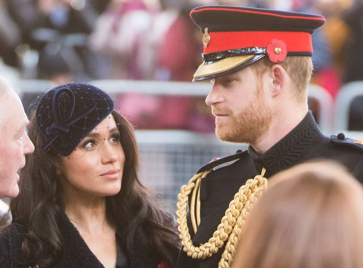 Þau Harry og Meghan munu formlega hverfa úr framlínu bresku konungsfjölskyldunnar síðasta dag marsmánaðar.