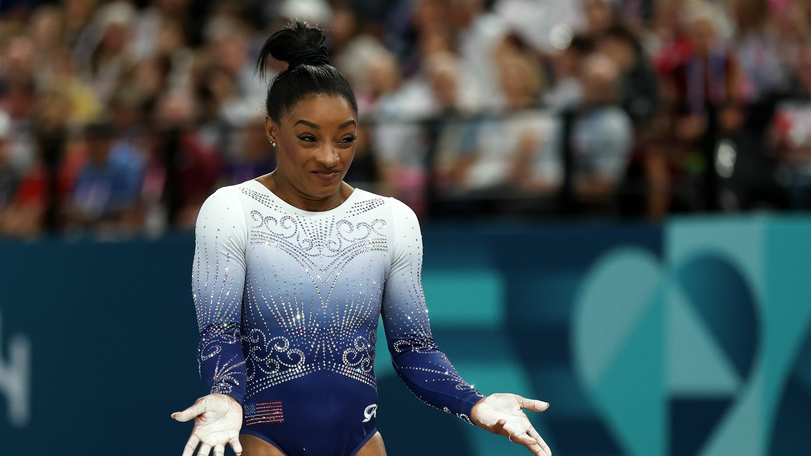 Biles flutt á spítala og er þakk­lát að vera á lífi